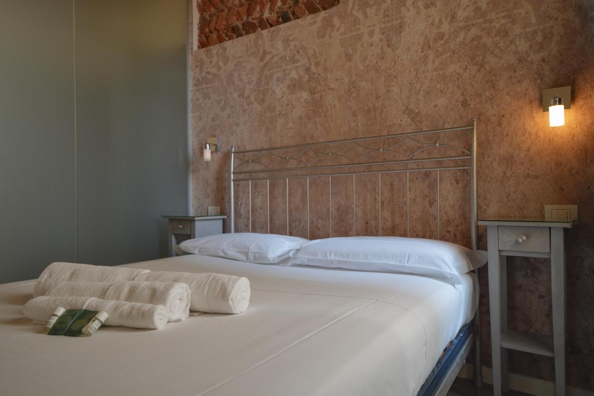 Palazzo Di Giulietta - Juliet'S Palace เวโรนา ภายนอก รูปภาพ