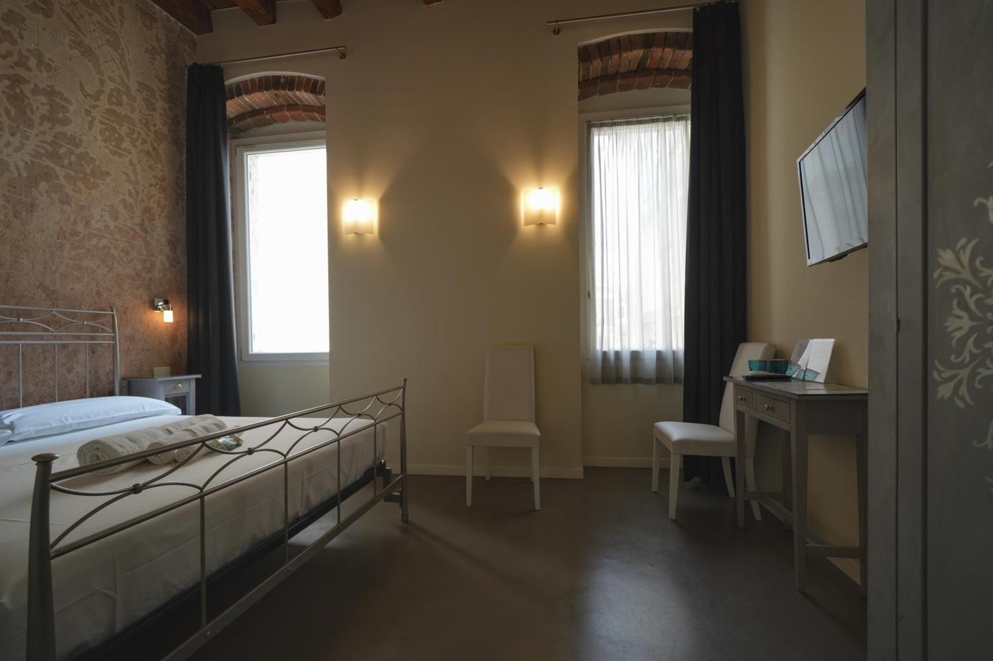 Palazzo Di Giulietta - Juliet'S Palace เวโรนา ภายนอก รูปภาพ
